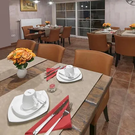 Bed and breakfast Hoeve De Brieser 4*